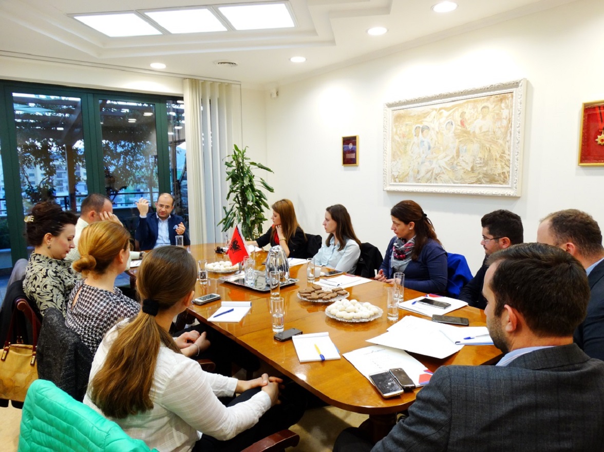 First training sessions for LEAD Albania Fellows 2016
